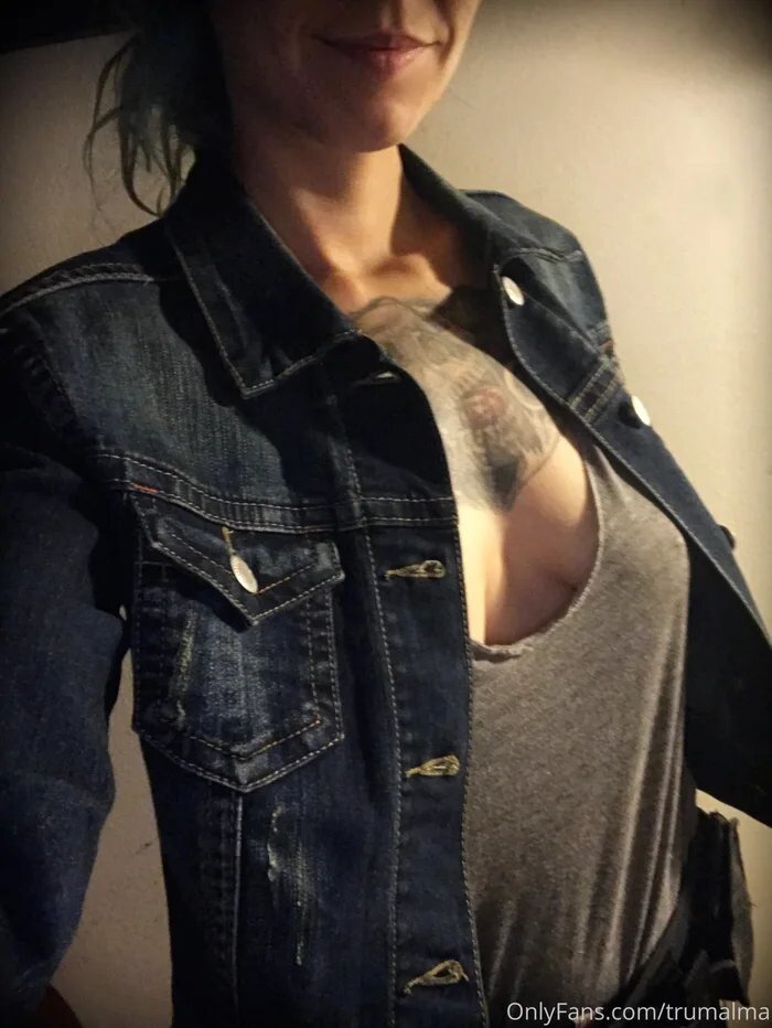 Loose clothes covering pert nipples picture