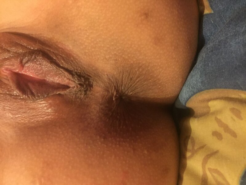 Native American GF up close pussy and ass picture