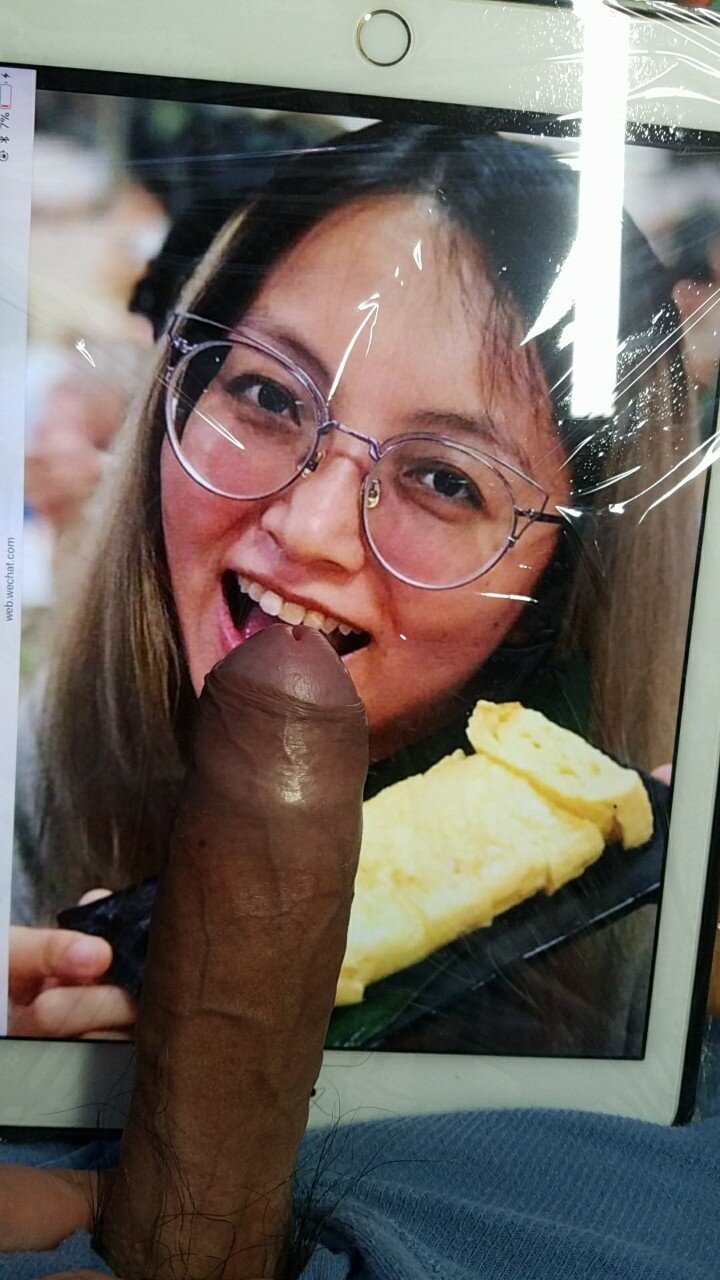 Hot Asian slut waiting for cum tribute picture