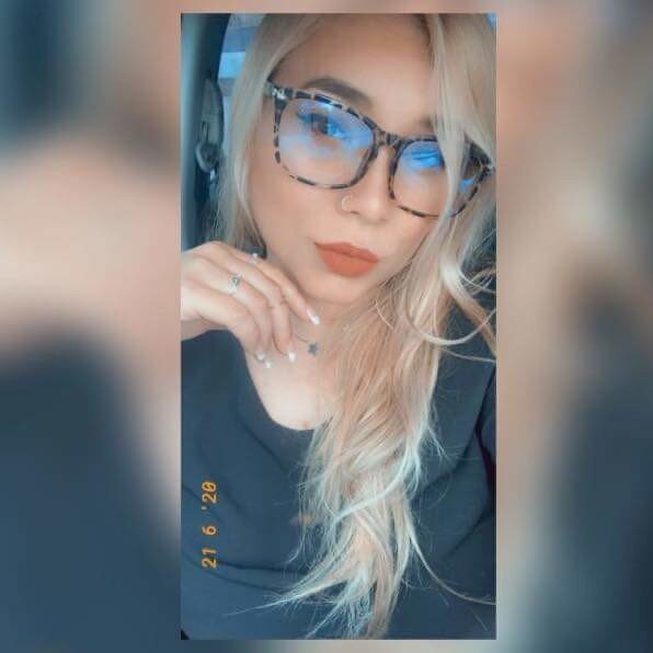 Facebook'ta beni bul Damy Mrtnz picture