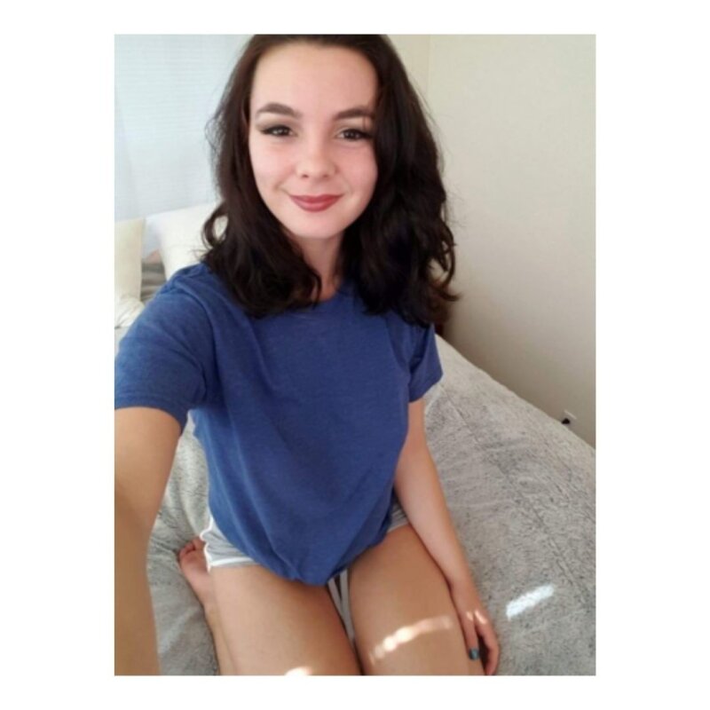 ブルネットはあなたのために必死です！ picture