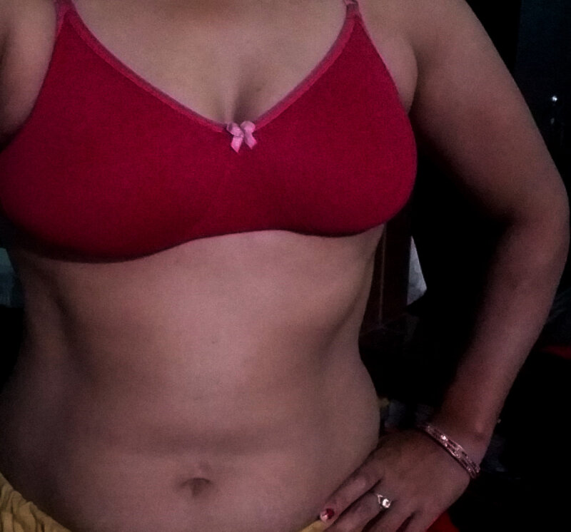 巨乳のNeetuChoudhary picture