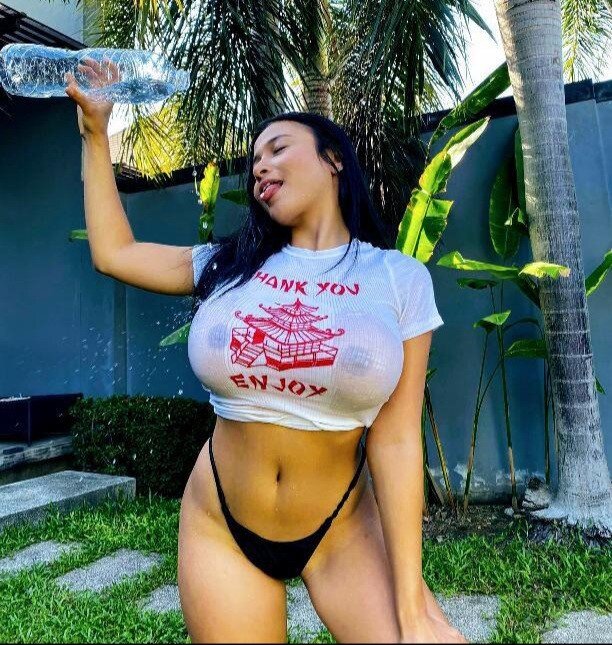 pours water on big tits picture