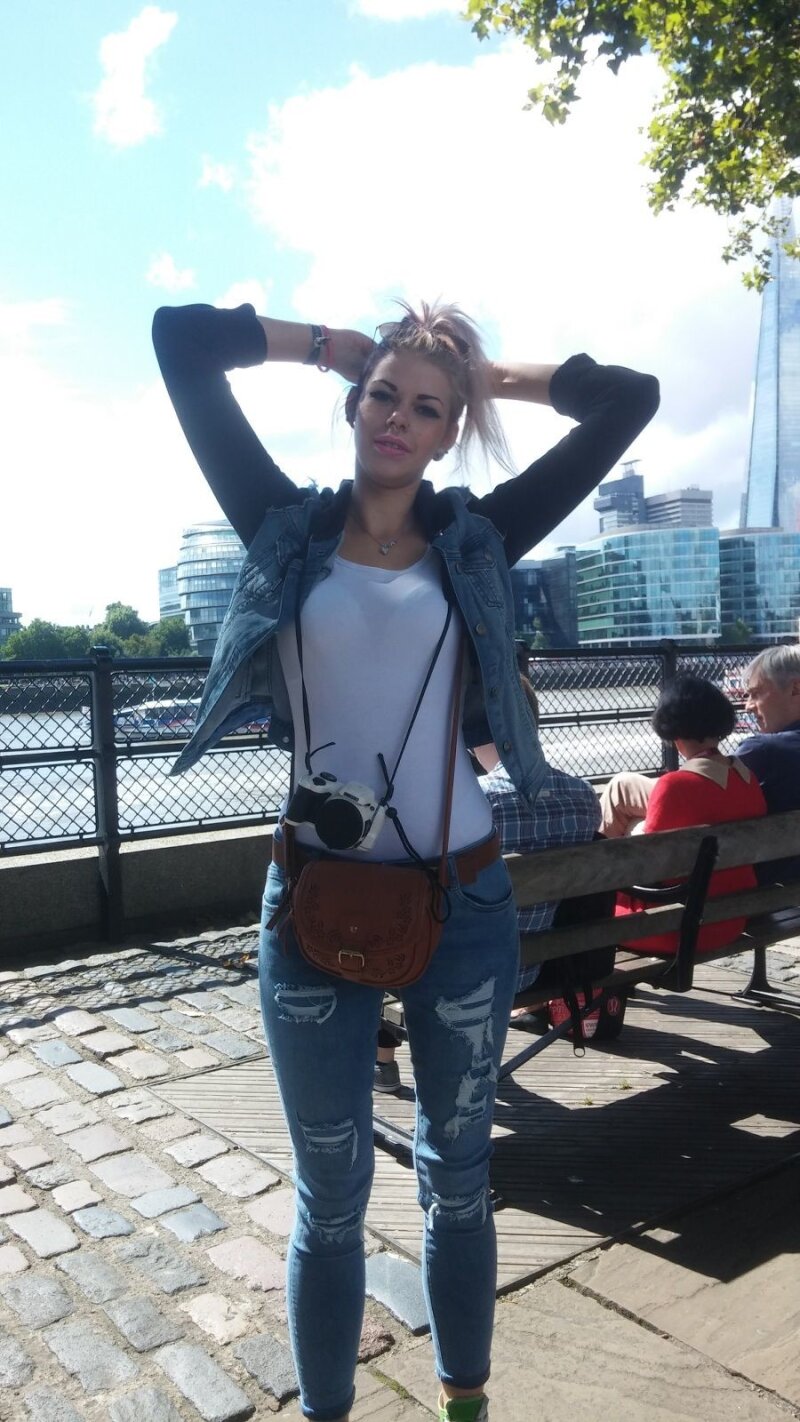 Analtasia angezogen picture