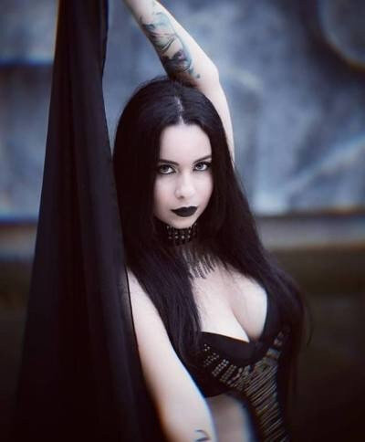 Goth hottie picture