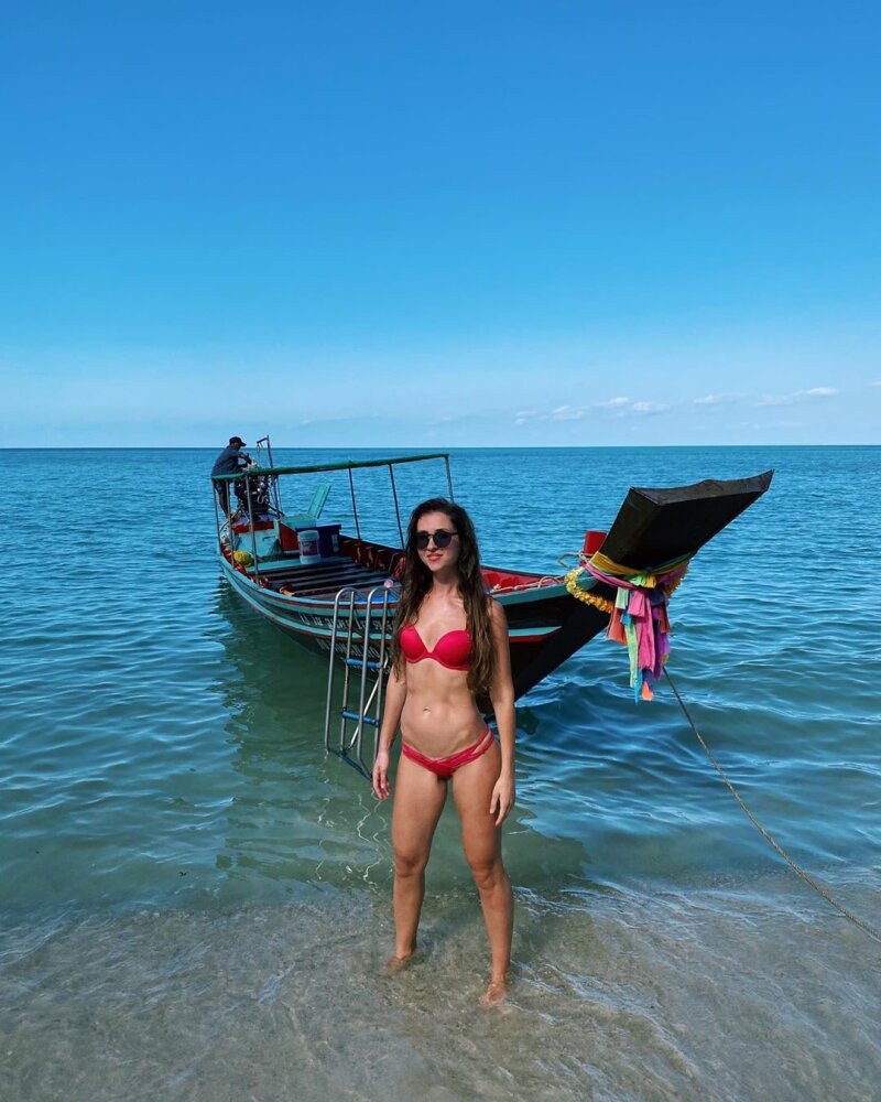 thai bikini red picture