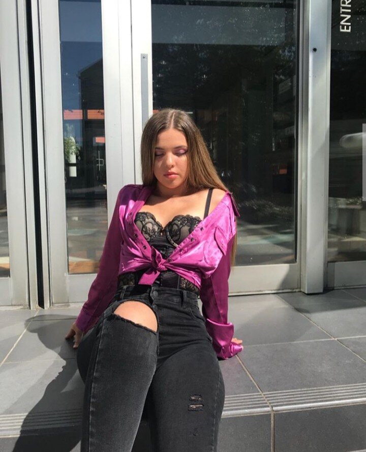 Lucielvdeセクシー1 picture