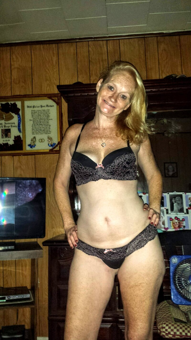 Sexy milf slut picture