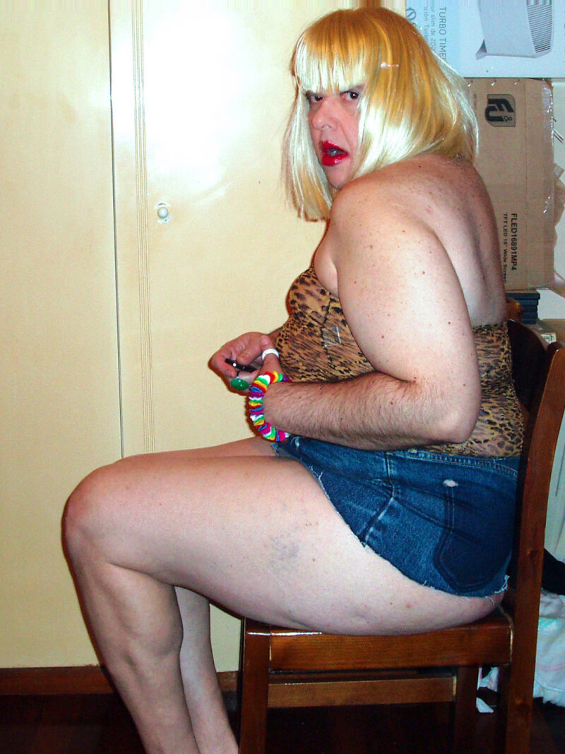 puttana slut minis thick thighs doll julie BBW CD exposed repost crossdresser picture
