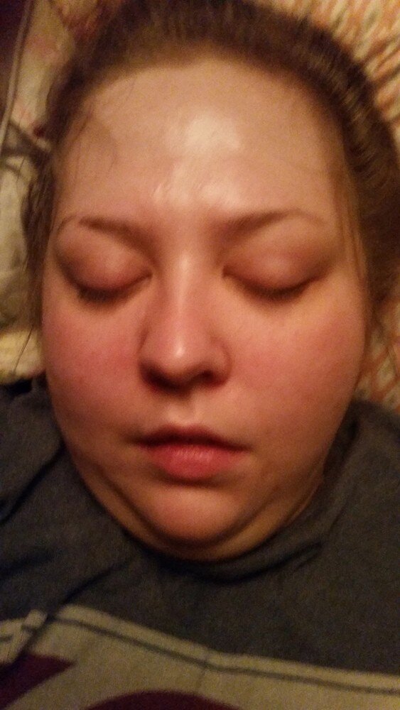 将沉重的负担放在那张熟睡的脸上不是很好吗？:) picture