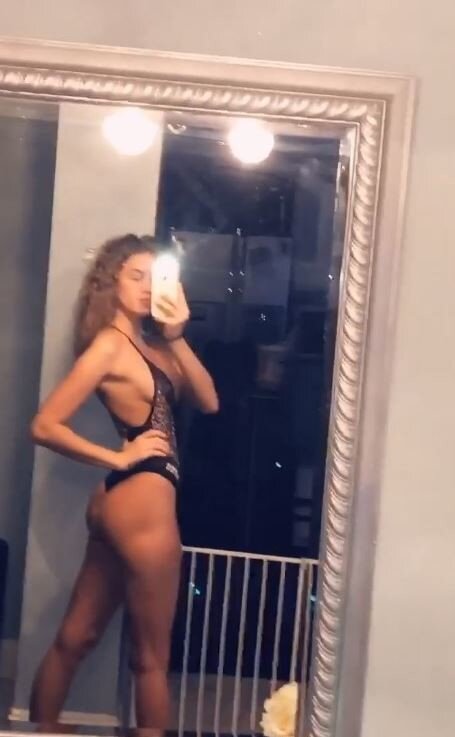 lingerie model selfie picture