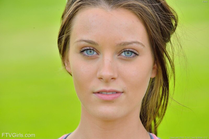 Lana Rhoades amazing eyes picture