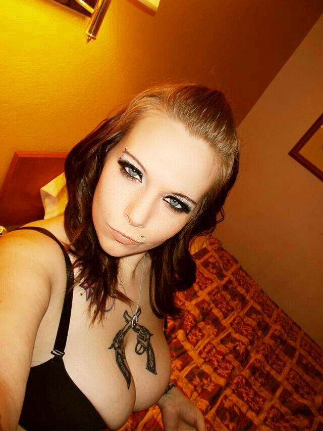 anna bağımlılık yapan seksi görünüyor picture
