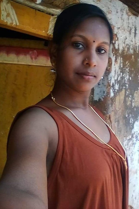 Rare Indian village Housewives Self shot pics picture