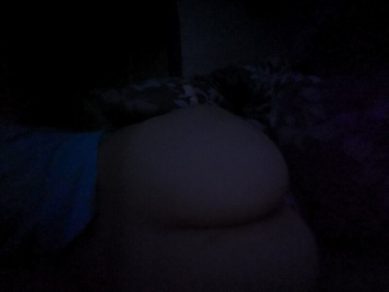 큰 엉덩이에 야간 촬영 picture