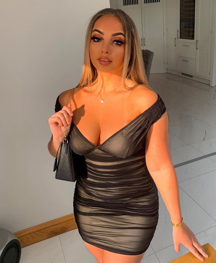 Ella in a tight dress picture