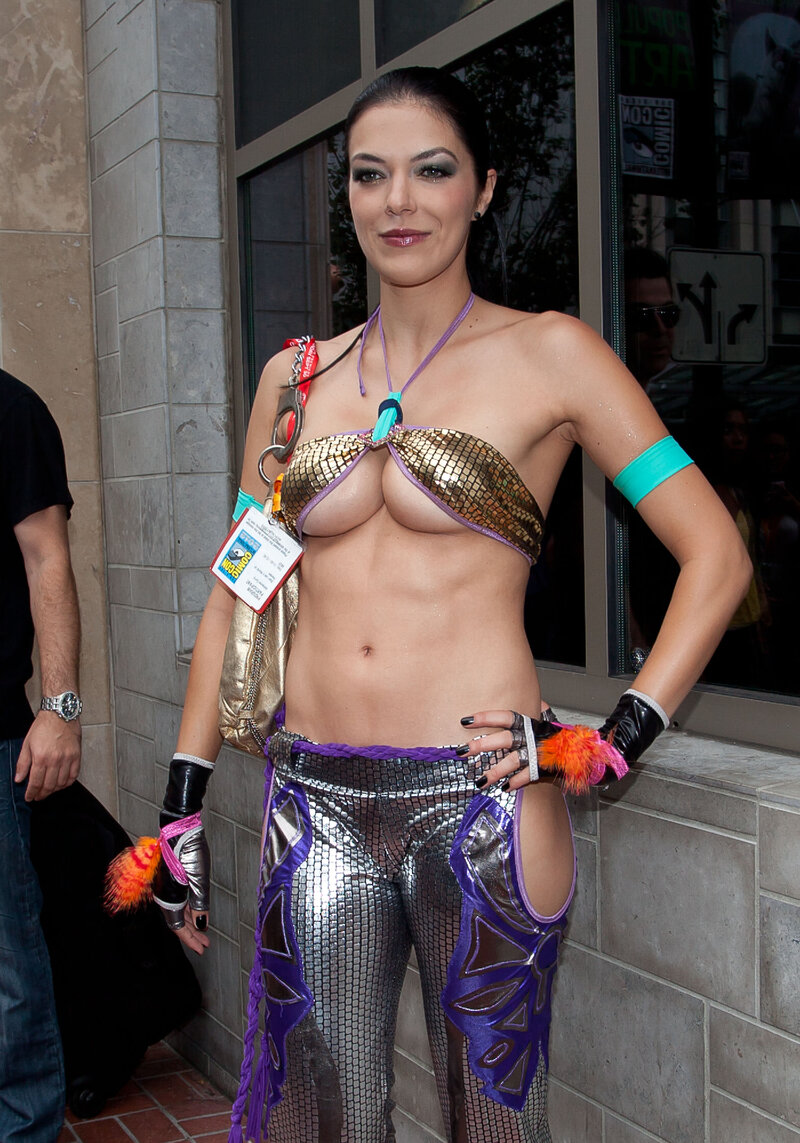Adrianne Curry picture