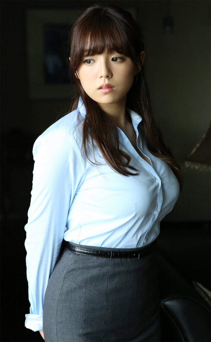 Ai Shinozaki picture