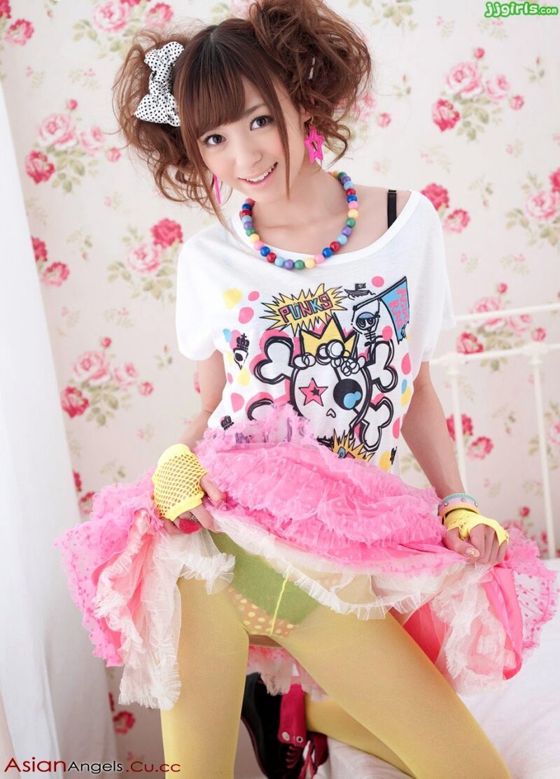 Japanese Cute AV Idol Aino Kishi Photo Gallery - Click Website For Full Gallery picture