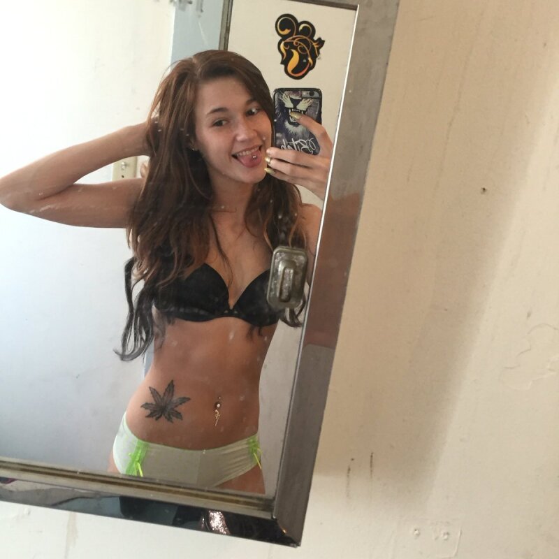 Alaina Dawson 2 picture
