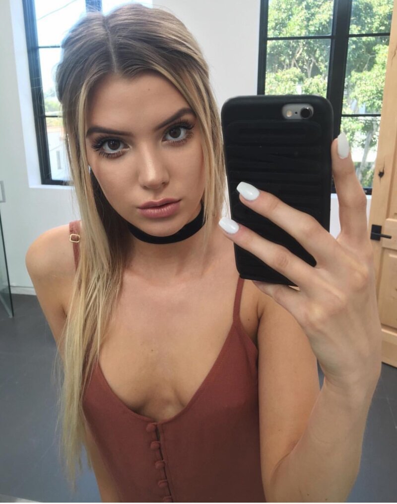 Alissa Violet is looking sexy as hell in brown top with big boobs and cleavage picture