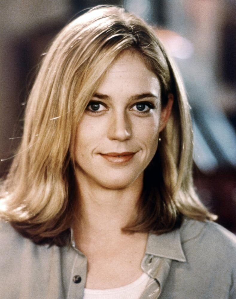 Ally Walker picture