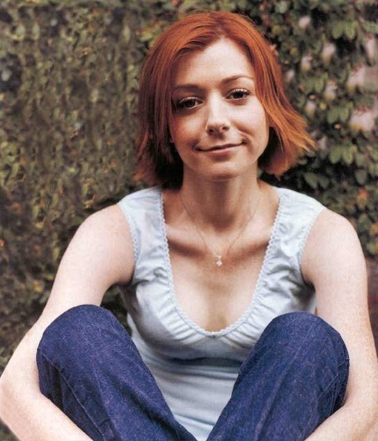 Alyson Hannigan picture