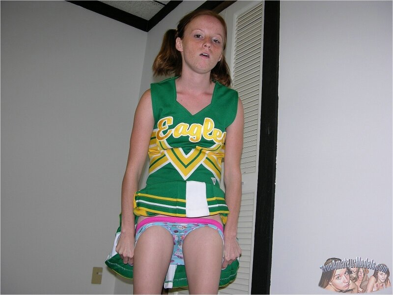 alyssa hart cheerleader picture