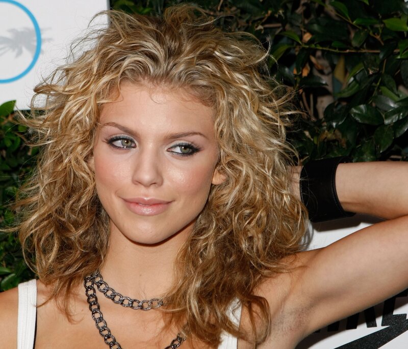 Annalynne McCord picture