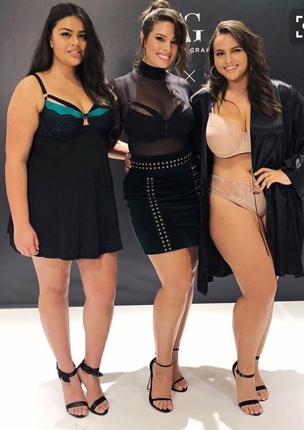 Ashley Graham and friends picture