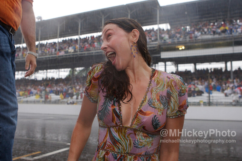 Ashley Judd soaked and braless at Indy picture