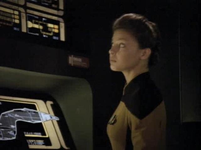 Ashley Judd as Ensign Robin Lefler - TNG - Darmok picture