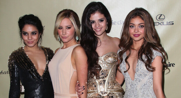 Vanessa Hudgens, Ashley Tisdale, Selena Gomez, Sarah Hyland picture