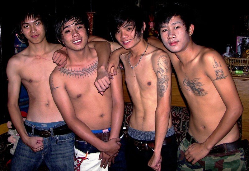 Shan (Tai Yai) guys in Chiang Mai, cute teen twinks picture