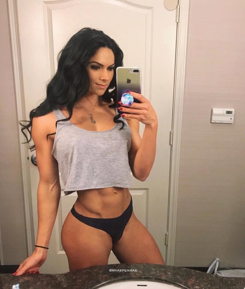 Aspen Rae picture