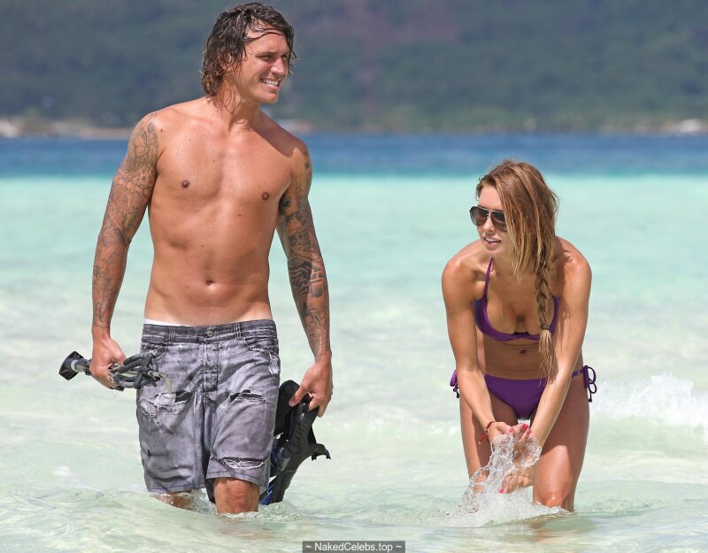 Audrina Patridge in bikini on vacation in Bora Bora picture