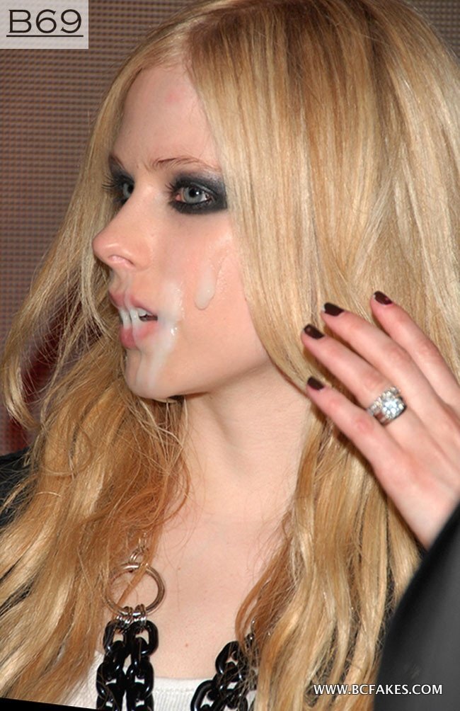 avril lavigne takes facial picture