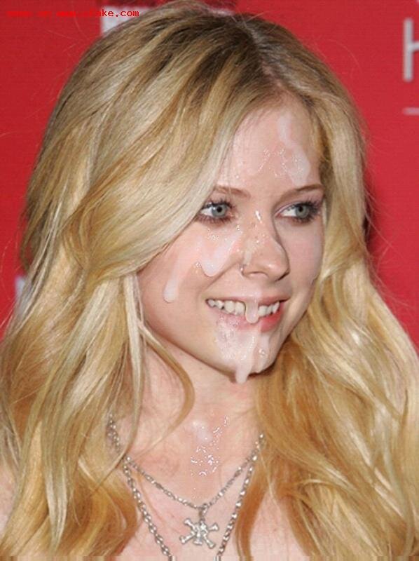 Avril Lavigne Teen Facial Award picture