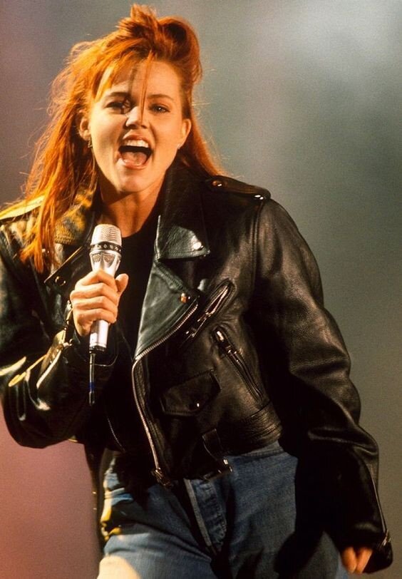 Belinda Carlisle picture