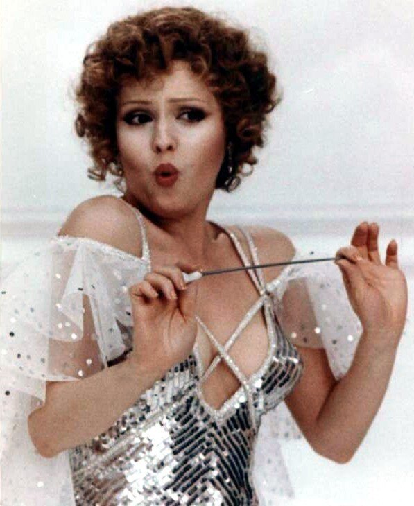 Bernadette Peters picture