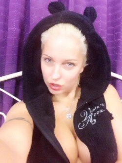 Biggi Bardot cleavage selfy fully clothed picture