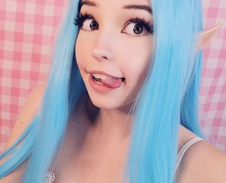 Belle Delphine tongue picture