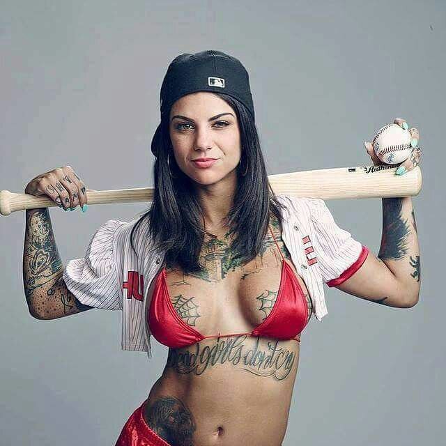 bonnie rotten red bra picture