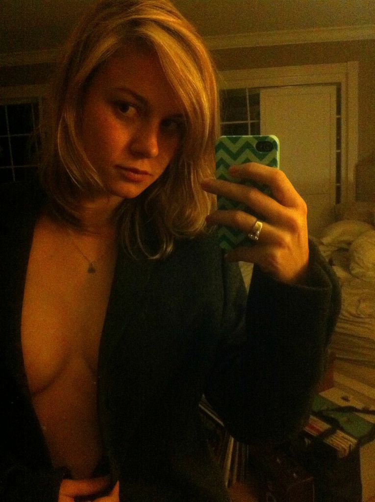 Brie Larson Tits picture