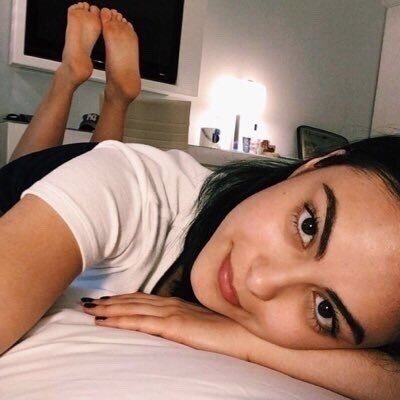 Camila Mendes picture