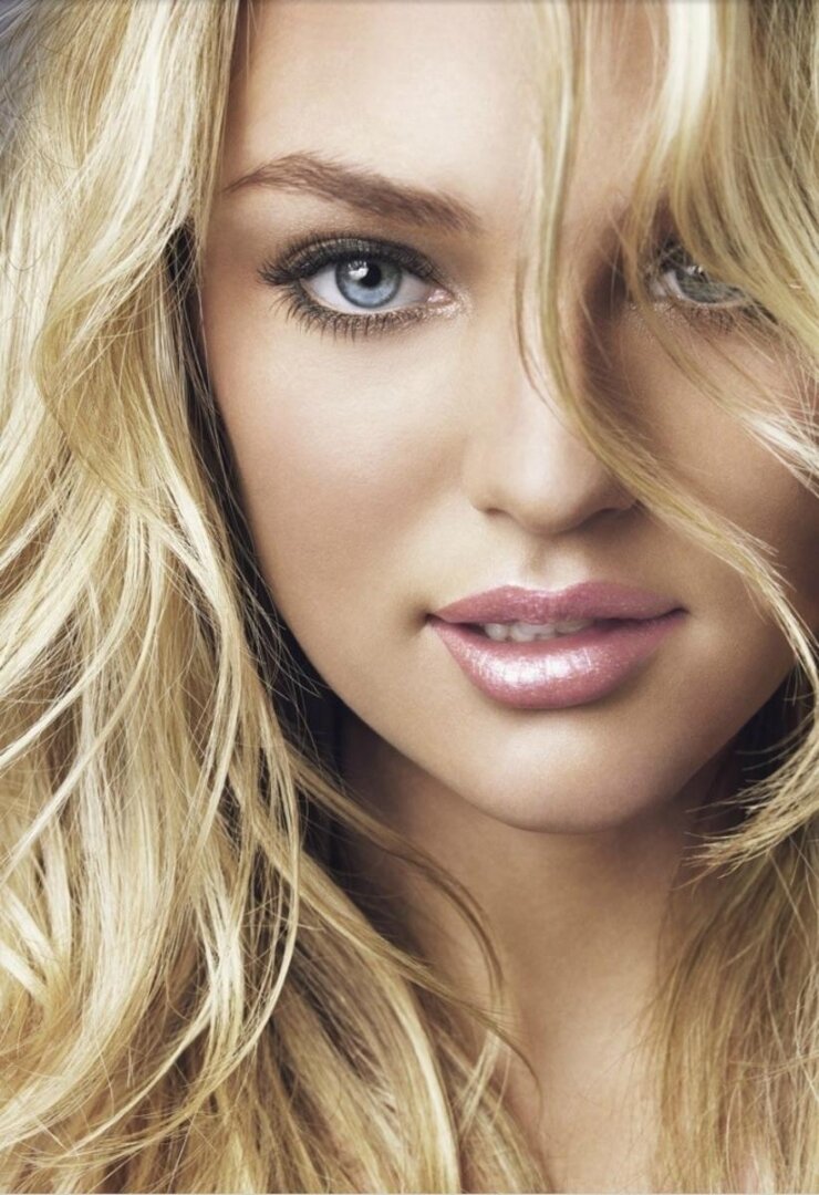 Candice Swanepoel (gallery - mix) picture