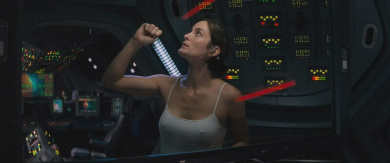Carrie-Ann Moss in Red Planet... Space Pokies! picture