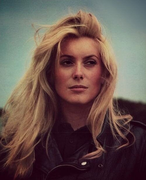 Catherine Deneuve picture