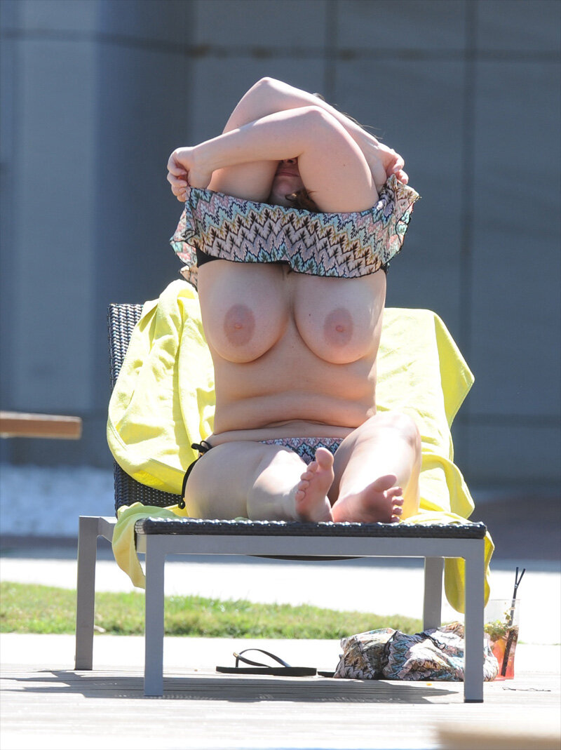 Chanelle Hayes Huge Naked Tits While Sunbathing picture