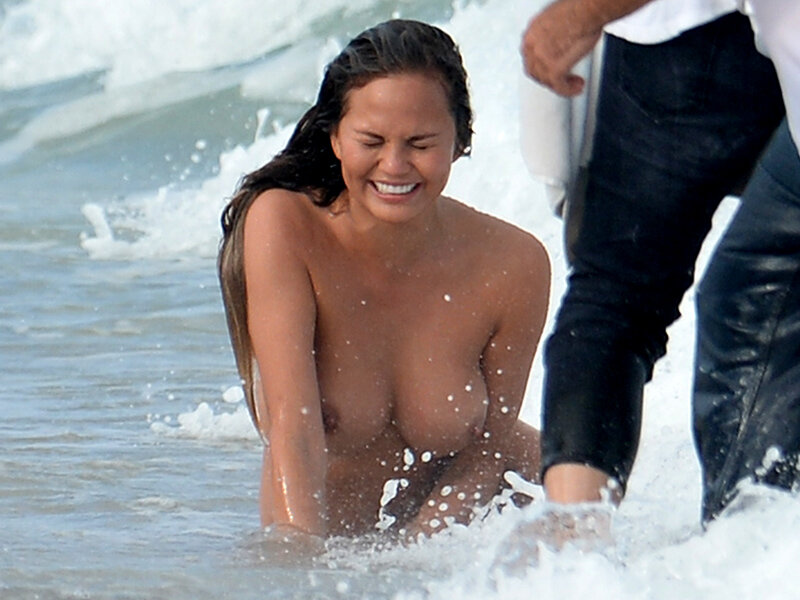 Chrissy Teigen Topless During A Photo Shoot In Miami picture